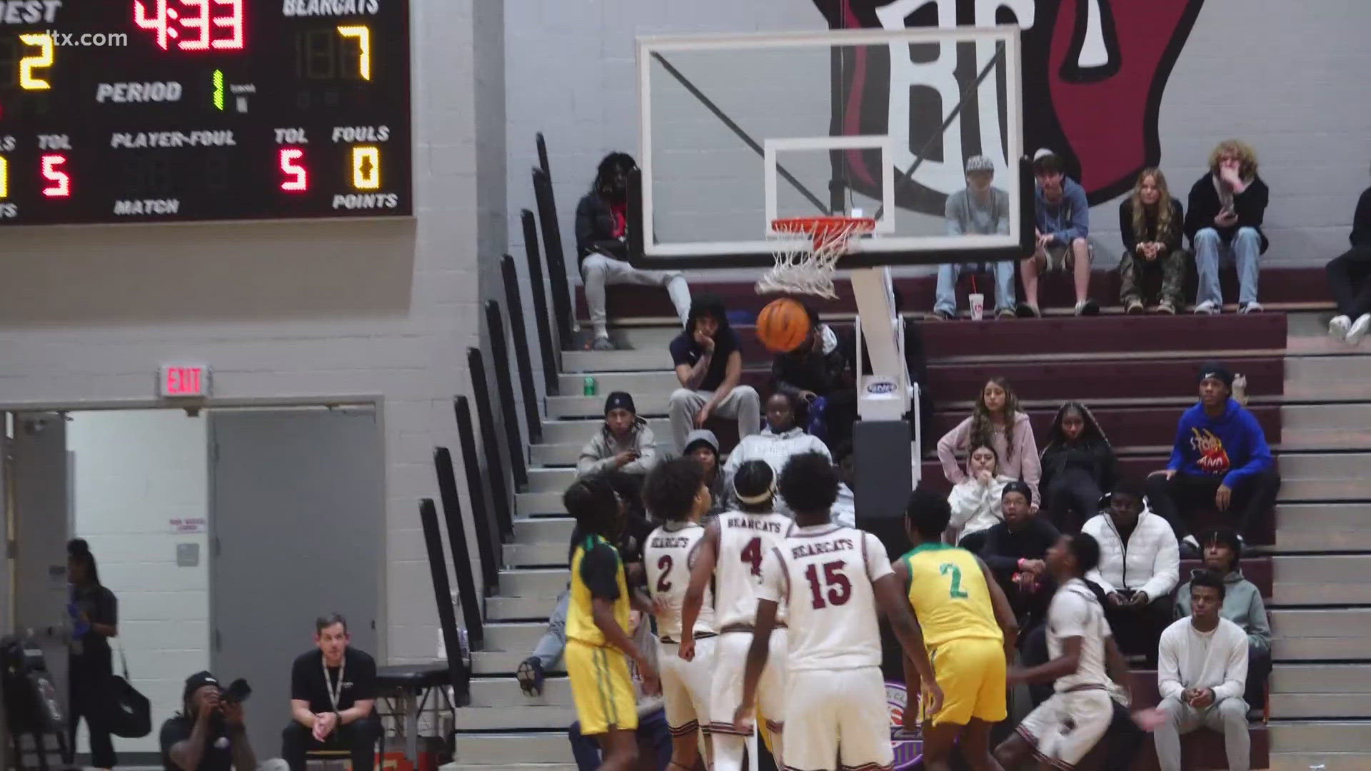 Highlights from Saturday's action at the Cayce Roundball Classic as four Midlands teams are showcased on News19.