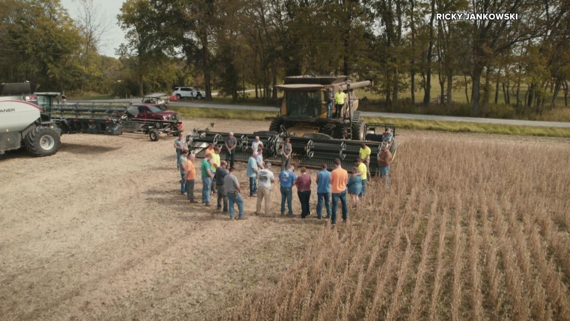 Mike Bush speaks to the community in Clinton County, Illinois about a local farmer who suddenly passed.